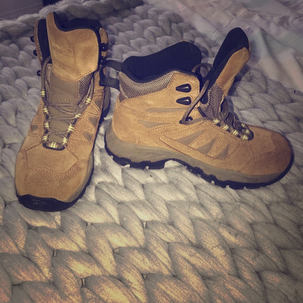 Work boots _ Hiking shoes